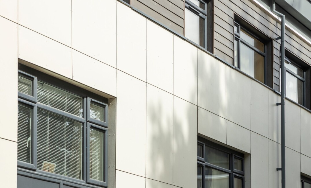 Thorn Close 15 Large