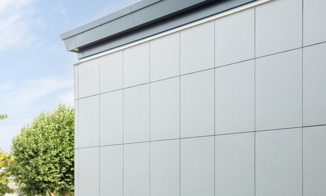 Thorn Close 17 Large